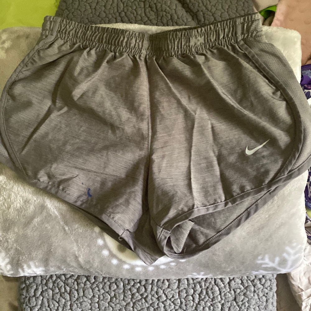 Grey nike shorts